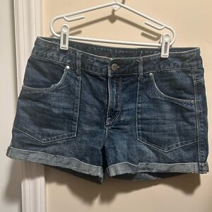 X2 Women's Denim Size 6 Blue High Waisted Jean Shorts w/Cuffed Hems